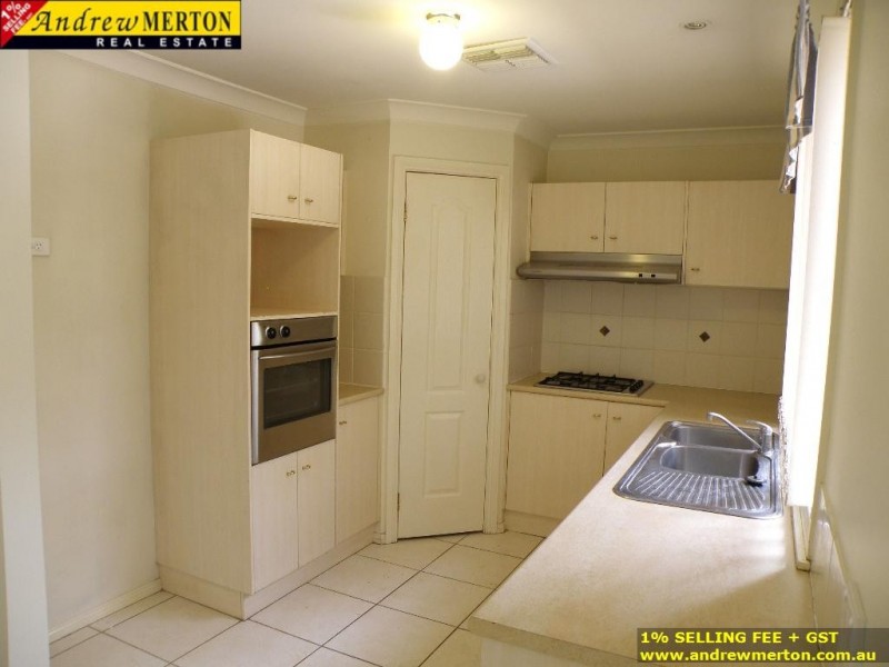 8 Collins Pl, Rouse Hill NSW 2155