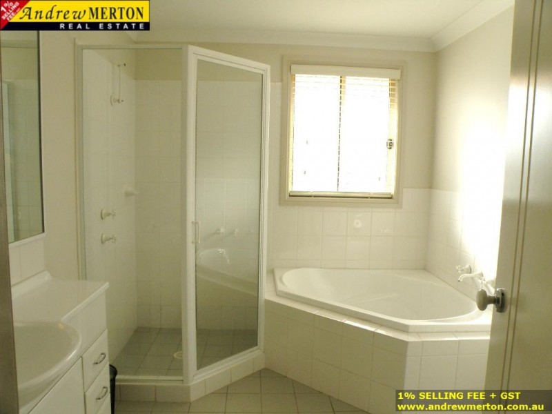 38 Rothwell Cct, Glenwood NSW 2768