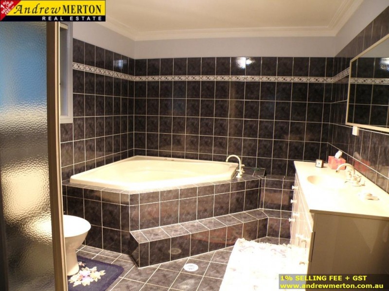 23 Crestview Dr, Glenwood NSW 2768