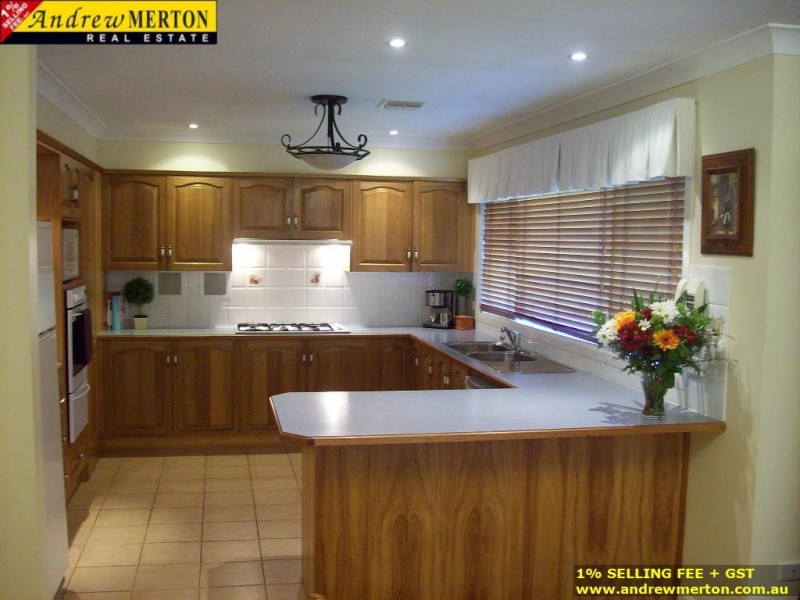 11 Rustic Place, Woodcroft NSW 2767