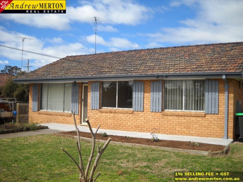 6 Jensen St, Colyton NSW 2760