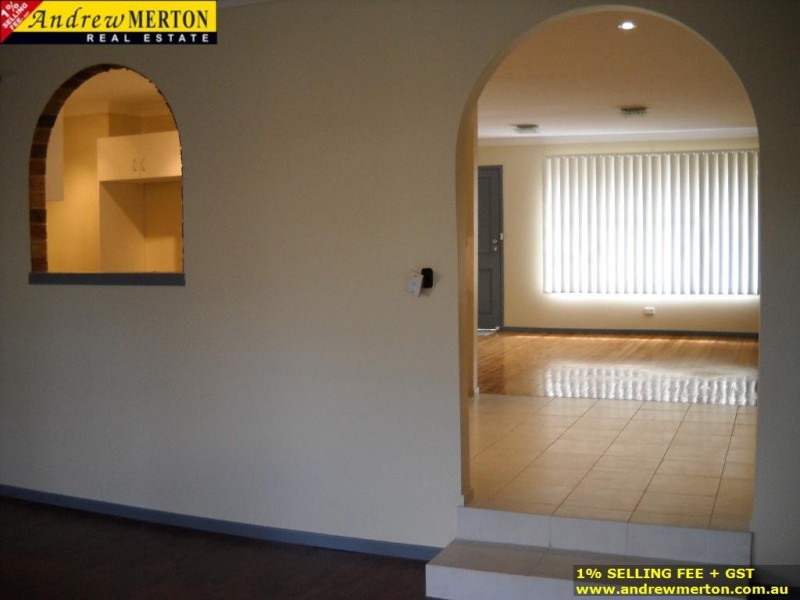 6 Jensen St, Colyton NSW 2760