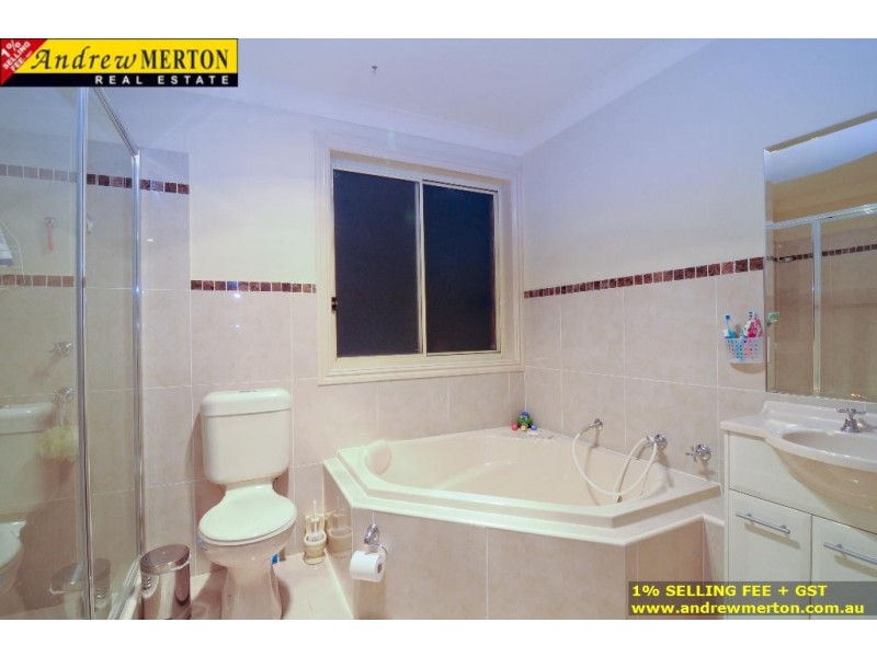 33 Bonaccordo Road, Quakers Hill NSW 2763