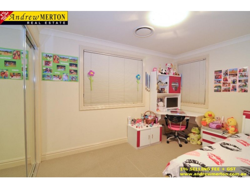 33 Bonaccordo Road, Quakers Hill NSW 2763