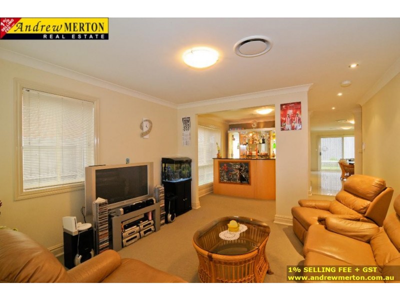 33 Bonaccordo Road, Quakers Hill NSW 2763