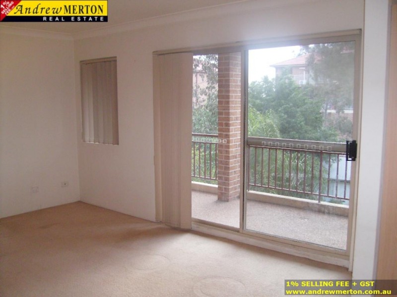 5/2 Fourth Ave, Blacktown NSW 2148