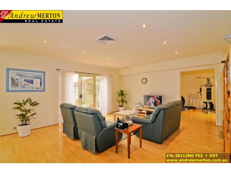 11 Silkyoak Close, Glenwood NSW 2768