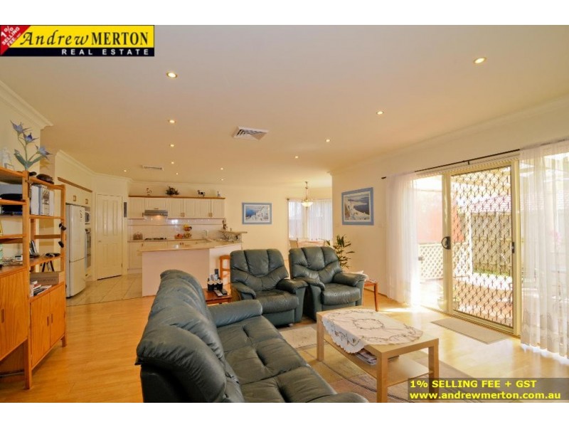 11 Silkyoak Close, Glenwood NSW 2768