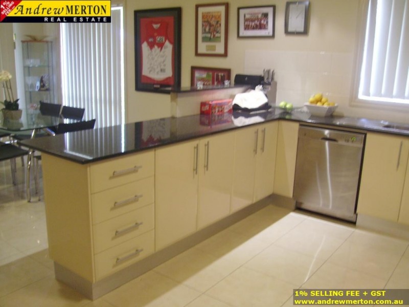 43 Bonaccordo  Rd, Quakers Hill NSW 2763