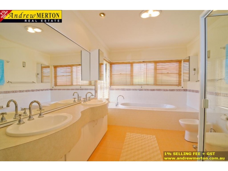 11 Silkyoak Close, Glenwood NSW 2768