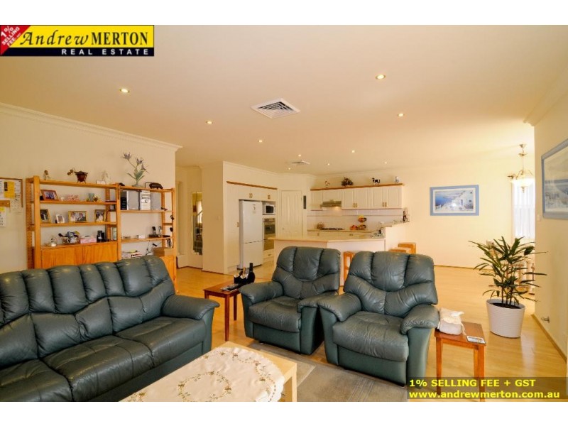 11 Silkyoak Close, Glenwood NSW 2768