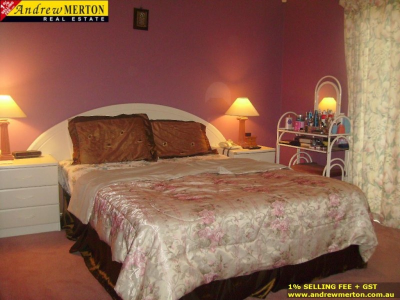 15 Lakewood Drive, Woodcroft NSW 2767