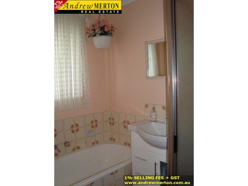 11 Mallory, Dean Park NSW 2761