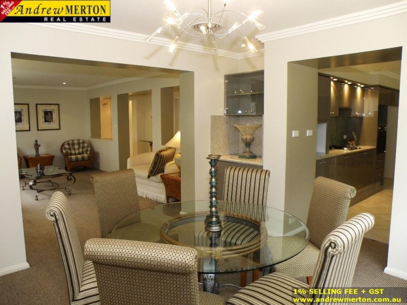 9100 River Oak Cct, Kellyville NSW 2155