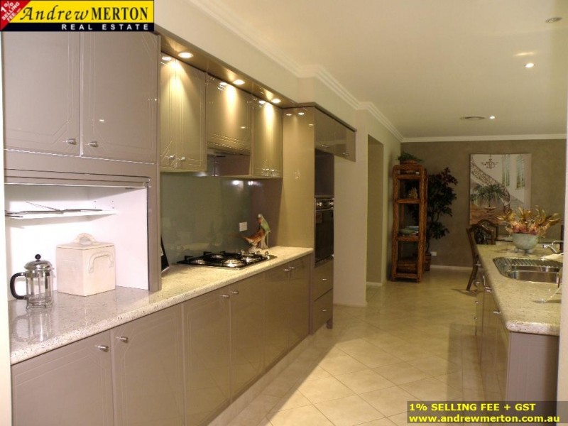 9100 River Oak Cct, Kellyville NSW 2155