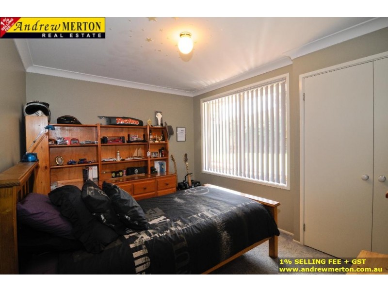 24 Reycroft Ave, Quakers Hill NSW 2763