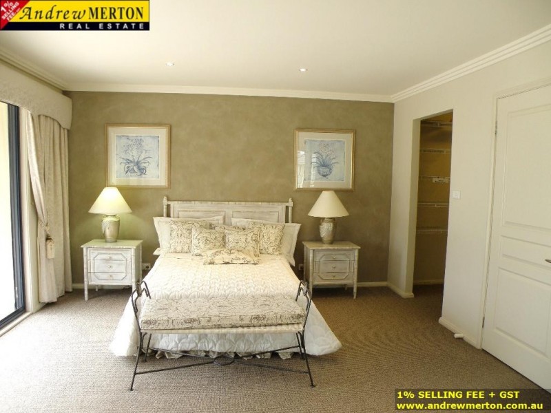 9100 River Oak Cct, Kellyville NSW 2155