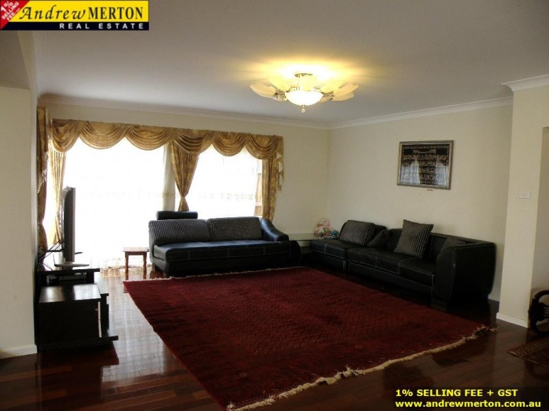 7 Carmelo Crt, Kellyville NSW 2155