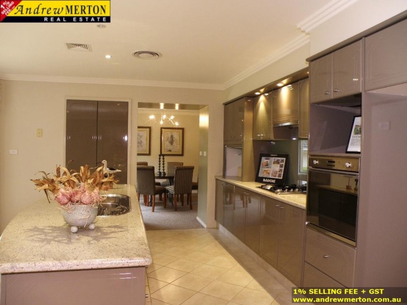 9100 River Oak Cct, Kellyville NSW 2155