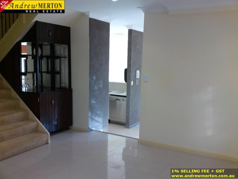 1/14 Tungarra Road, Girraween NSW 2145