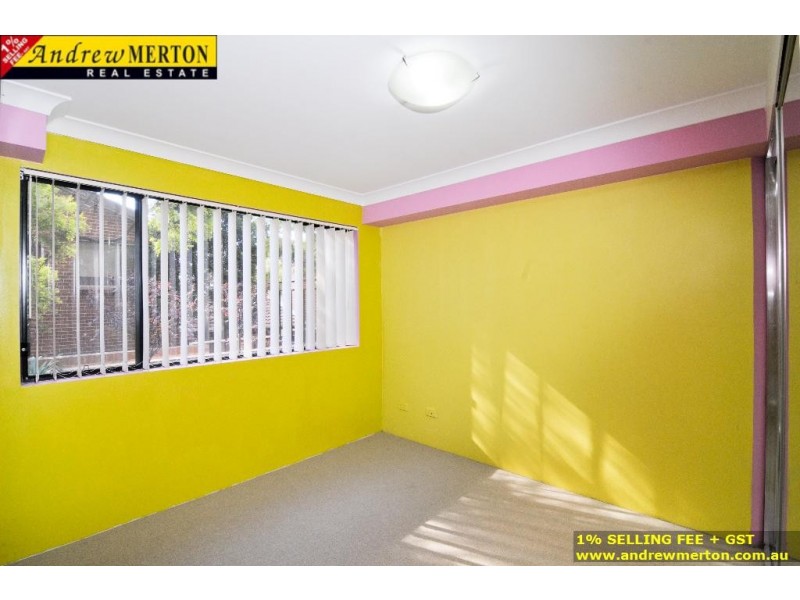 1/8 Oxford Street, Blacktown NSW 2148