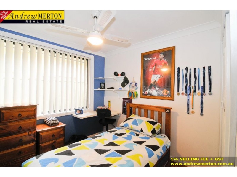 37 Cowper Cir, Quakers Hill NSW 2763