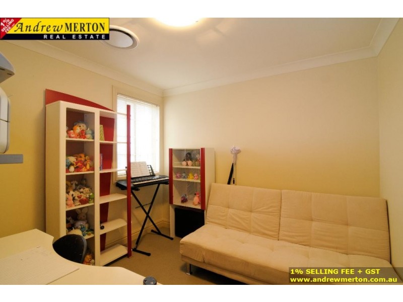 33 Bonaccordo Road, Quakers Hill NSW 2763