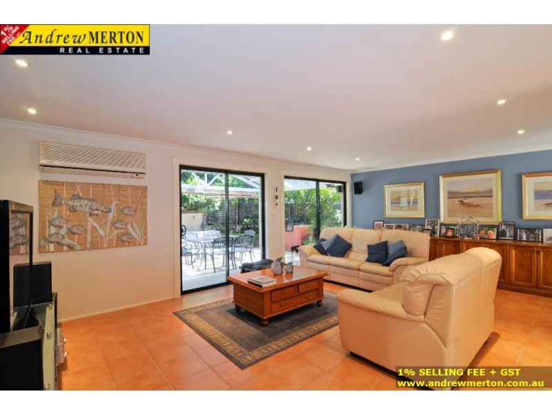 15 HONEYEATER TCE, Glenwood NSW 2768