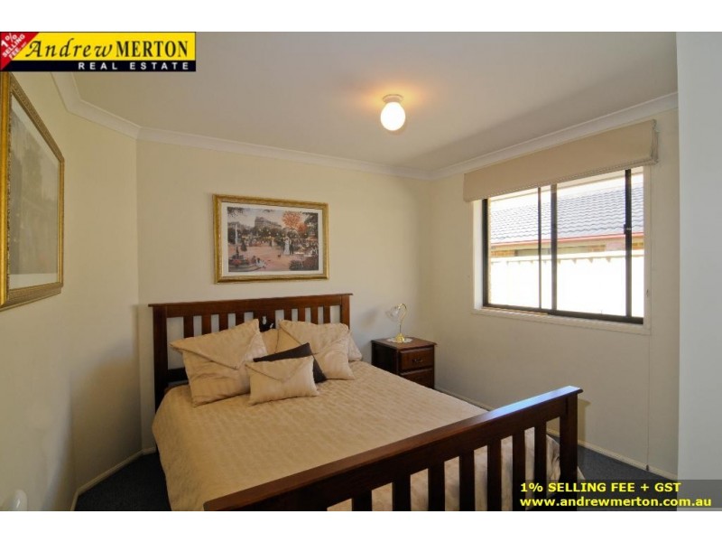 15 HONEYEATER TCE, Glenwood NSW 2768