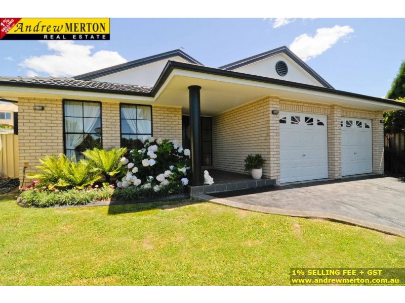 15 HONEYEATER TCE, Glenwood NSW 2768