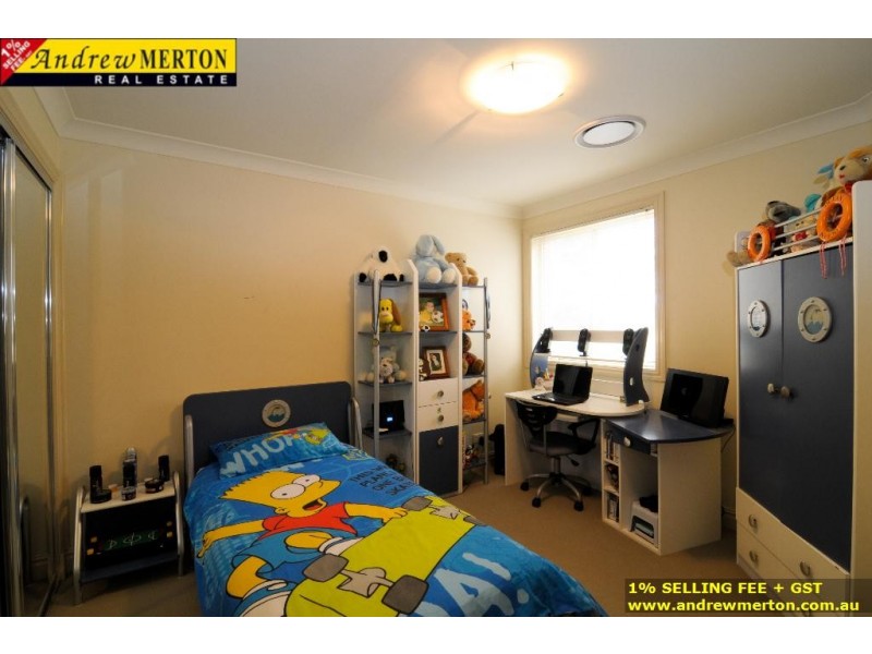 33 Bonaccordo Road, Quakers Hill NSW 2763
