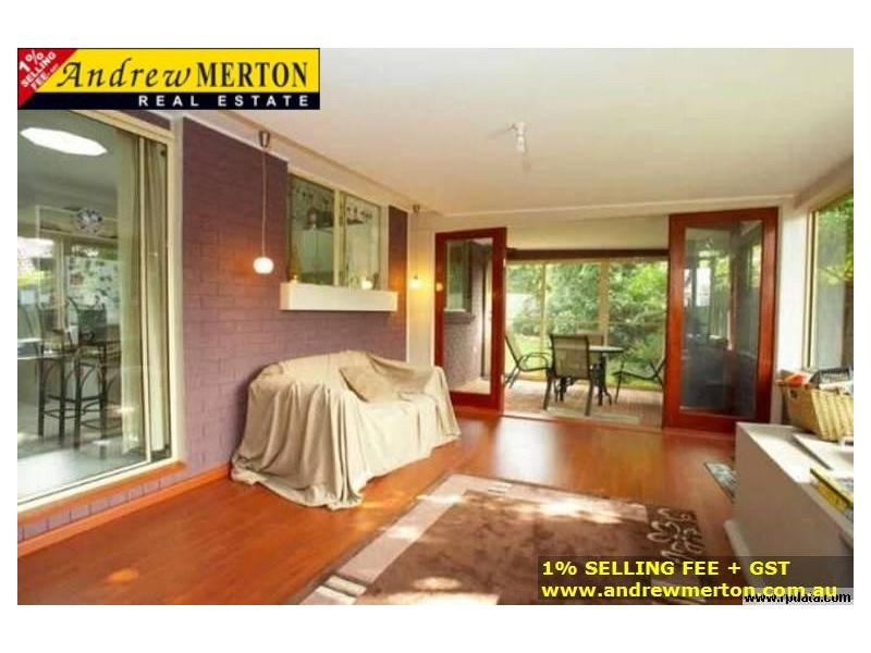 28 Kingfisher Pl, Glendenning NSW 2761