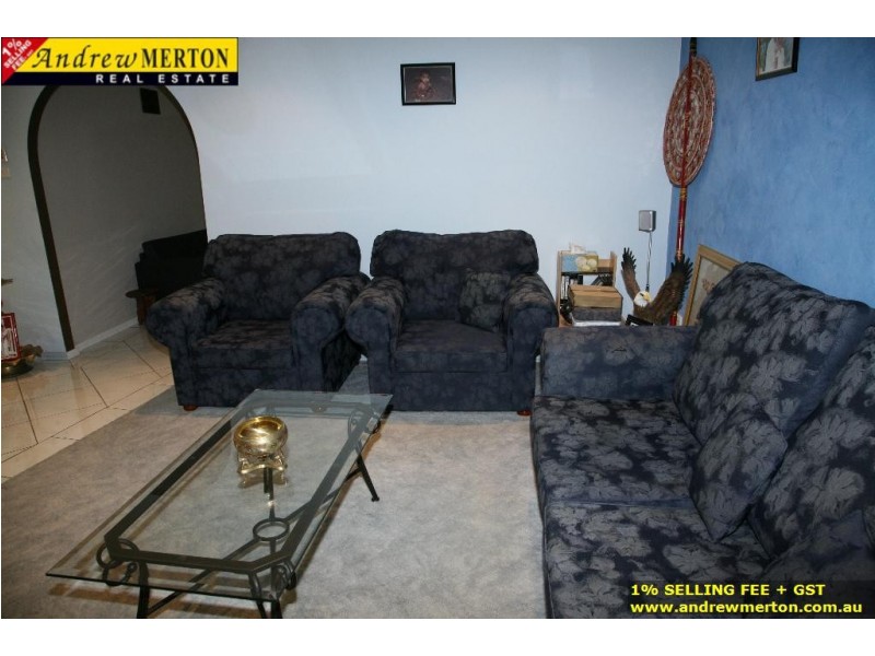 28 Kingfisher Pl, Glendenning NSW 2761