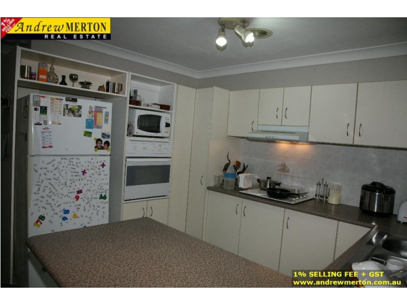 28 Kingfisher Pl, Glendenning NSW 2761