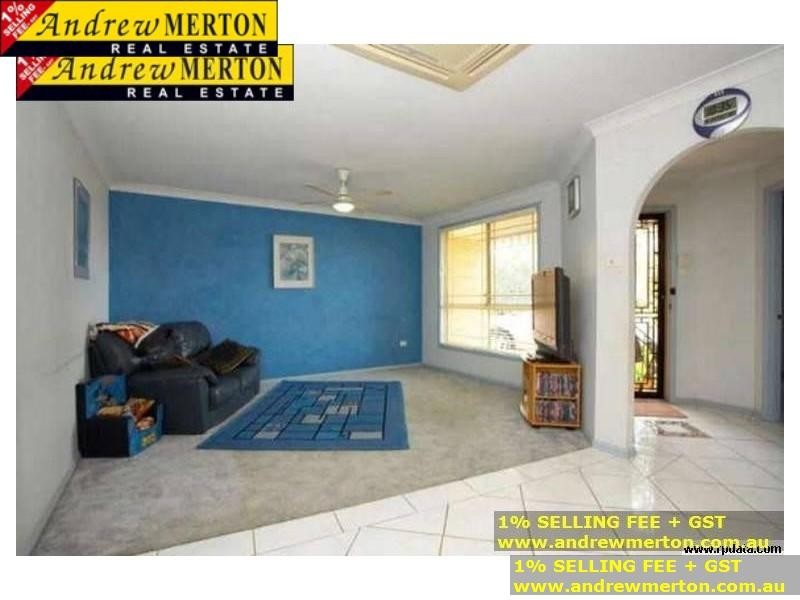 28 Kingfisher Pl, Glendenning NSW 2761