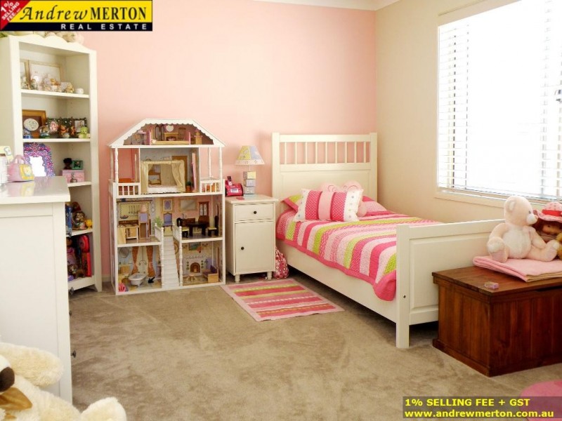 32 Deneden Ave, Kellyville Ridge NSW 2155