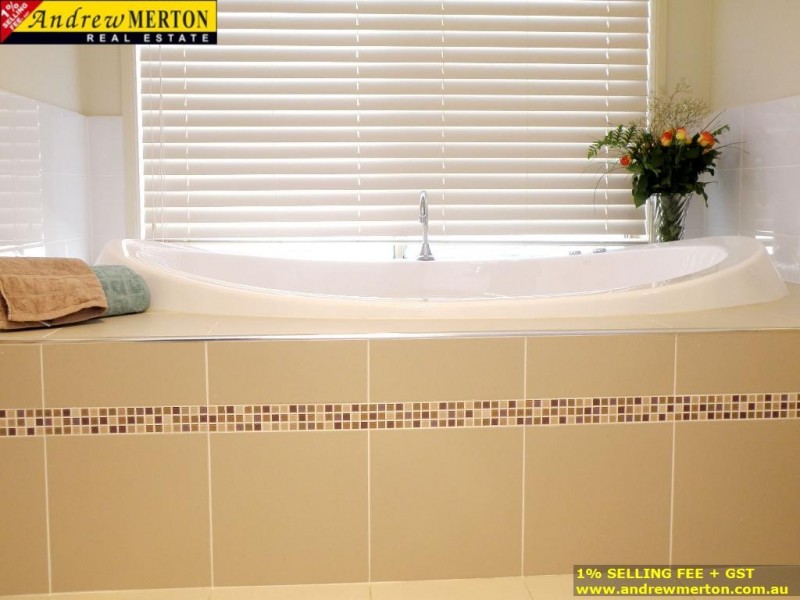 32 Deneden Ave, Kellyville Ridge NSW 2155