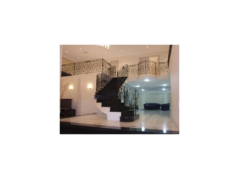 33 QQQQ796, Quakers Hill NSW 2763