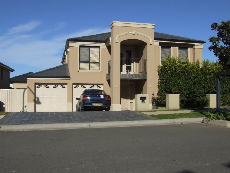 16  ISLINGTON RD, Stanhope Gardens NSW 2768