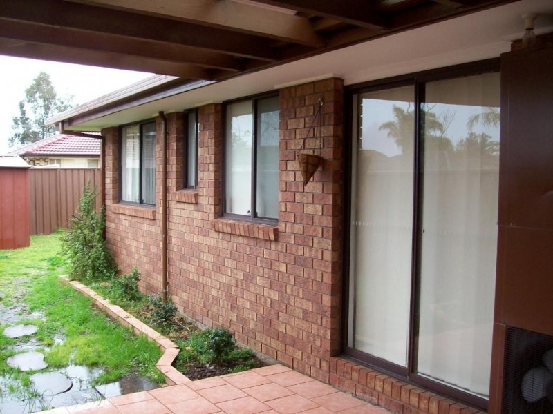 13 Alroy Cres, Hassall Grove NSW 2761