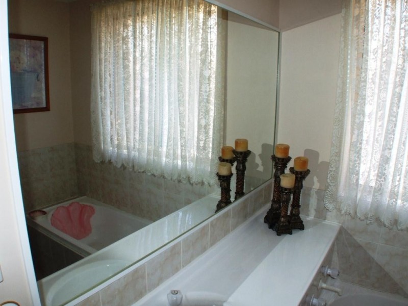 11 Conjola Pl, Woodcroft NSW 2767