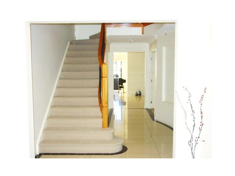 16 ISLINGTON RD, Stanhope Gardens NSW 2768