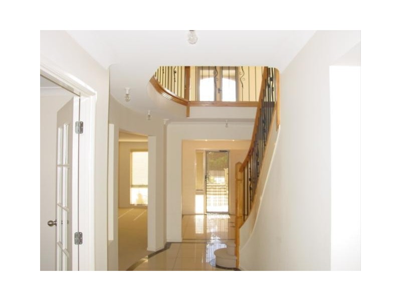 16 ISLINGTON RD, Stanhope Gardens NSW 2768