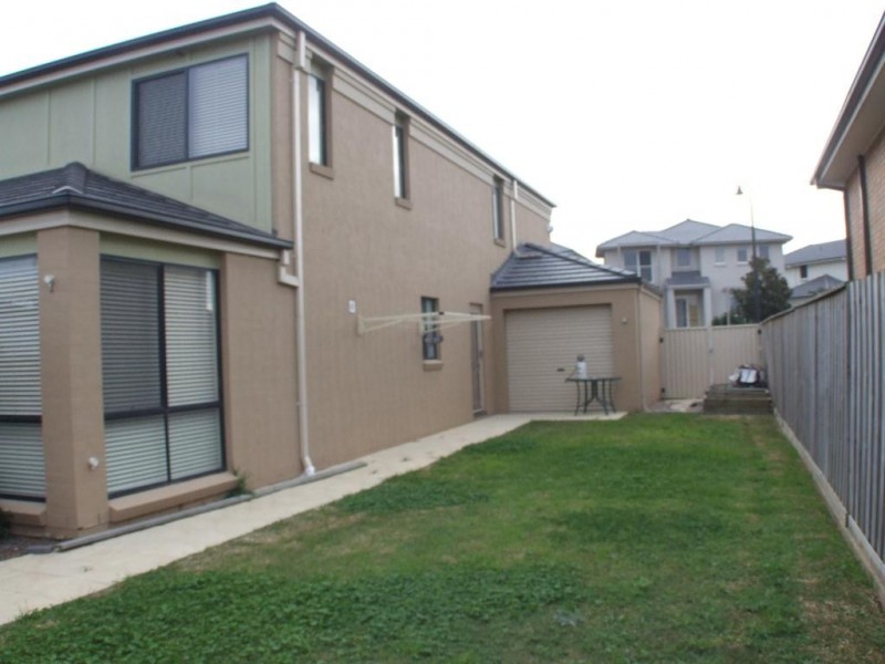 16 ISLINGTON RD, Stanhope Gardens NSW 2768