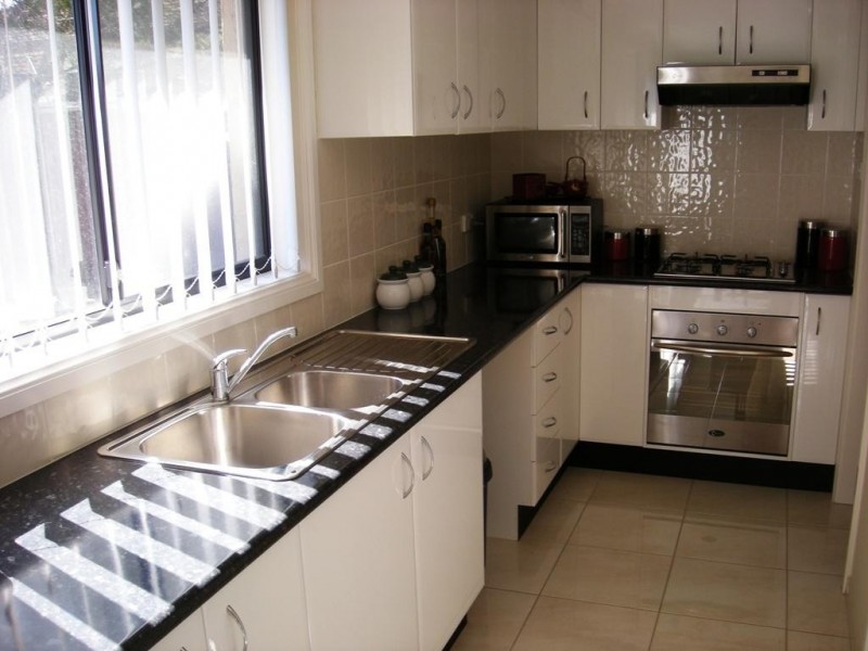 2/1 Windrush Circuit, St Clair NSW 2330