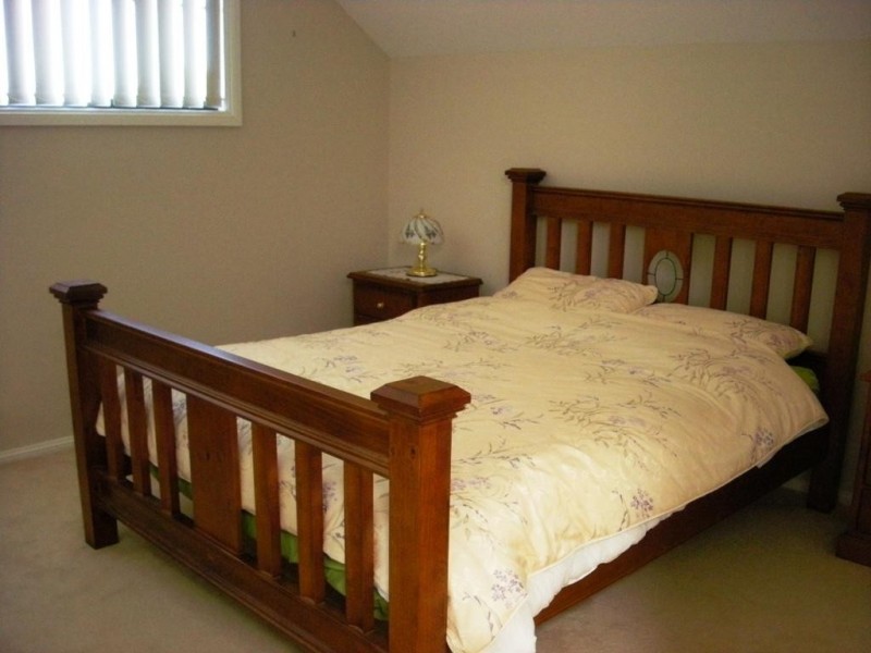 2/1 Windrush Circuit, St Clair NSW 2330