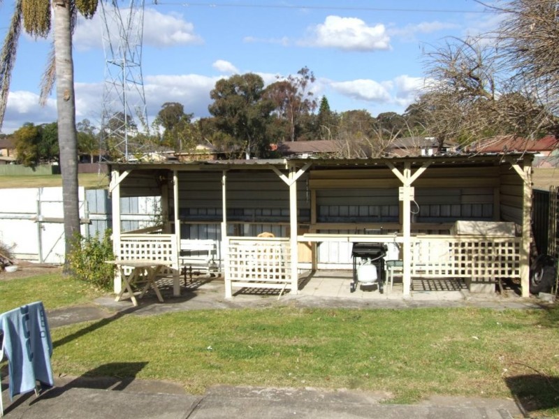 8 Clem Pl, Shalvey NSW 2770