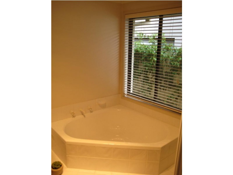 5 Pardalote Street, Glenwood NSW 2768