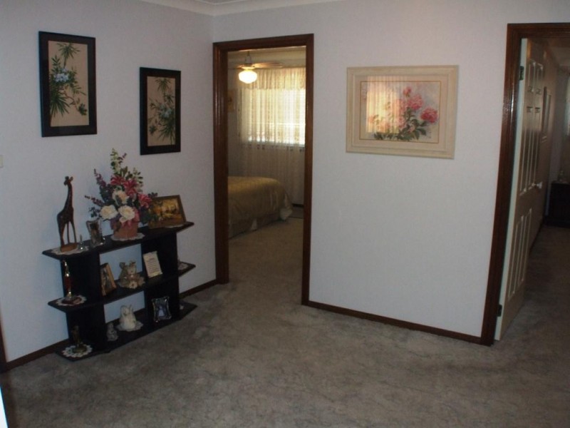 99B Pagoda Cres, Quakers Hill NSW 2763