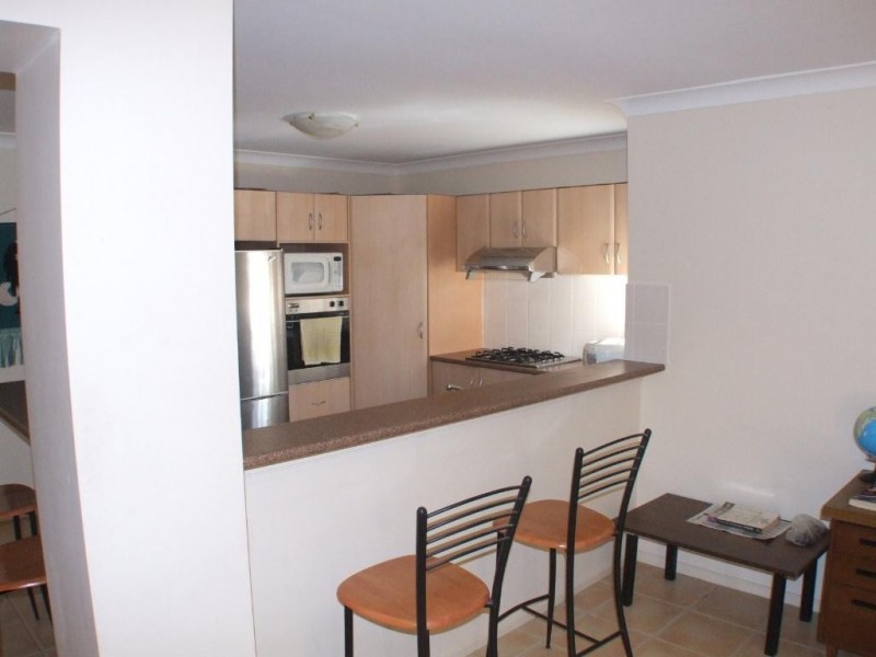 27 Tangerine Dr, Quakers Hill NSW 2763